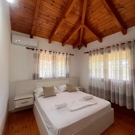 Апартаменты House