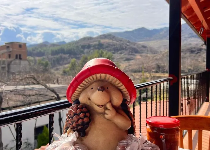 House * Luftinja e Siperme